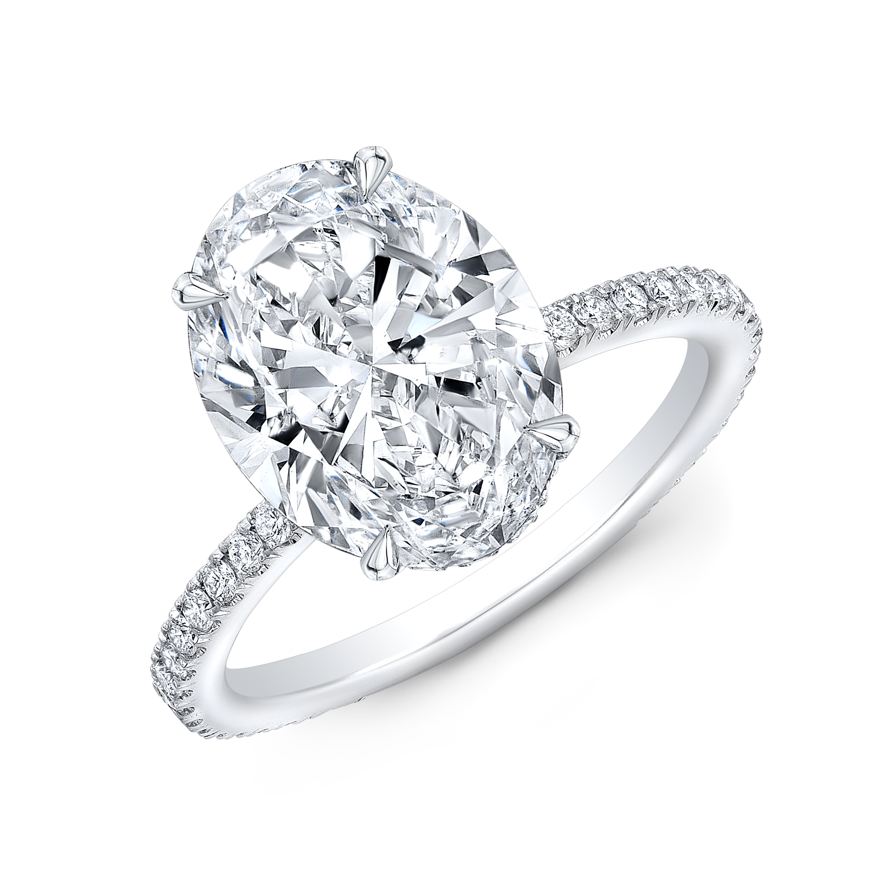 Pavé diamond solitaire wedding ring set