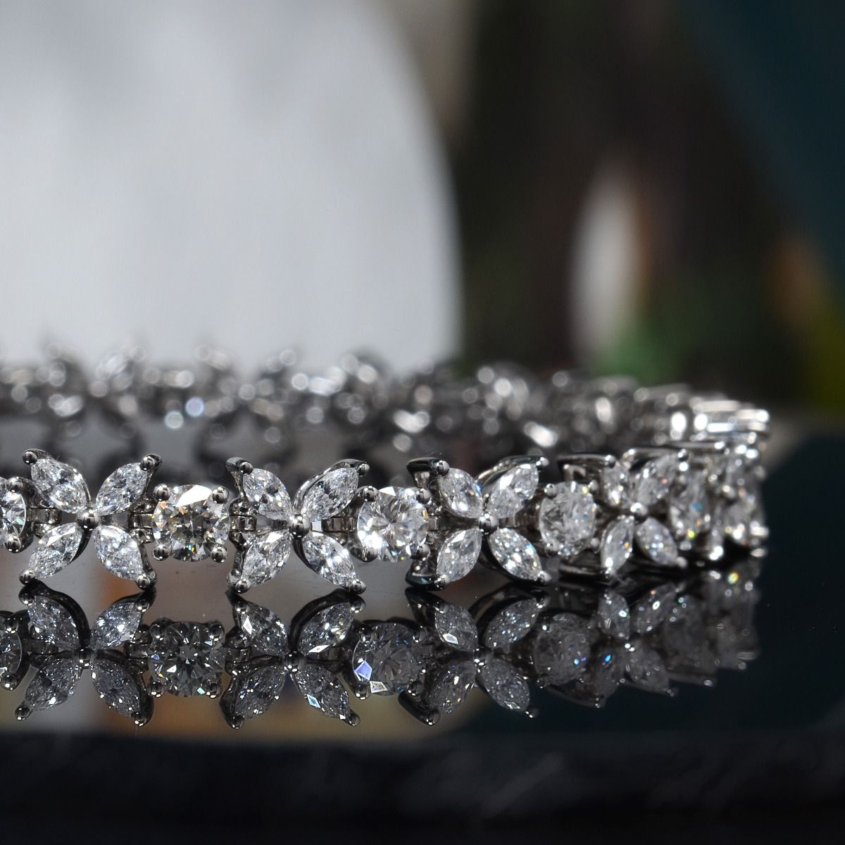 Buy Pre-owned & Brand new Luxury Tiffany & Co. Diamond Victoria Line Tennis  Bracelet Online | Luxepolis.Com