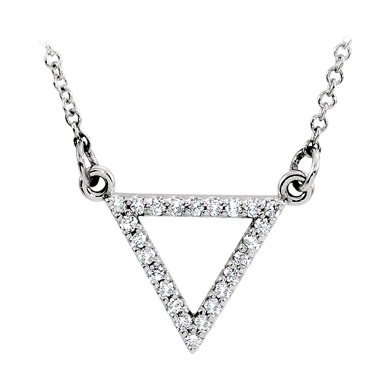 LEDODI Triangle Diamond Necklace | Diamond Mansion